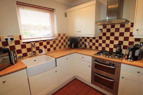 3 bedroom semi-detached house for sale, The Rodings, Upminster RM14