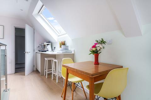 2 bedroom penthouse for sale, Old Station Approach, Winchester, Hampshire, SO23
