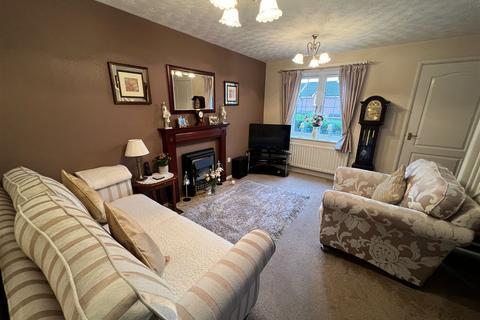 2 bedroom end of terrace house for sale - Speedwell Drive, Hamilton, Leicester, LE5 1UH