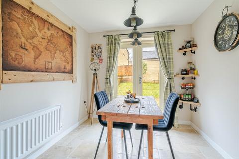 3 bedroom detached house for sale - Havenhill Road, Tetbury