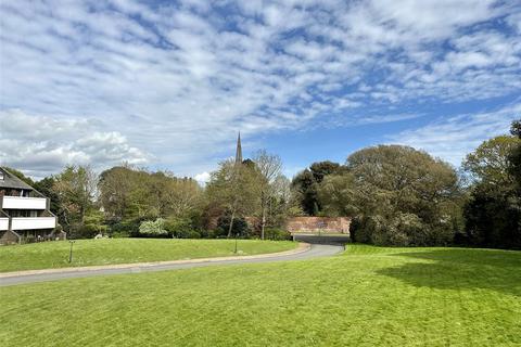 3 bedroom apartment for sale, Tollhouse Close, Chichester, West Sussex, PO19