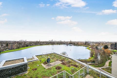 2 bedroom apartment for sale, Waterside Apartments, Goodchild Road, N4