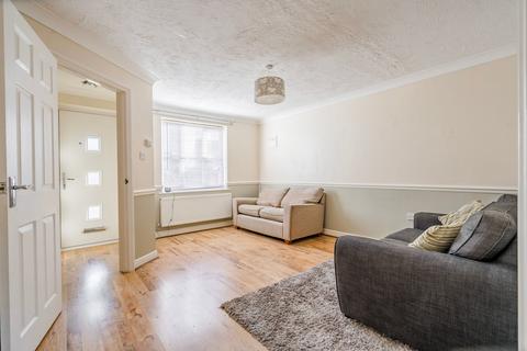 18 Bentley Drive, Lowestoft, NR32 4WA