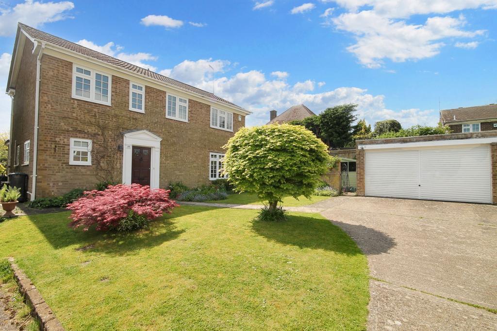 Silverdale, Hassocks, BN6 4 bed detached house £650,000