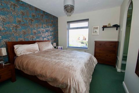 2 Chase Close, Glastonbury, BA6 9PT