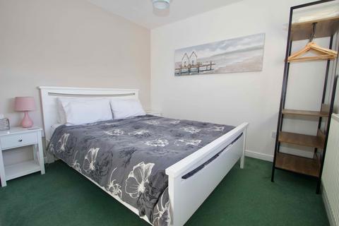 2 Chase Close, Glastonbury, BA6 9PT