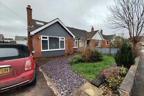 3 bedroom bungalow to rent, Wendover Road, Carleton