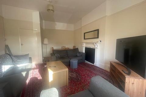 2 bedroom flat for sale, Old Chester Road, Wirral CH42