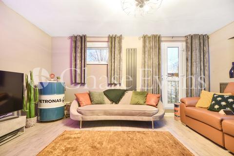 53a Glengall Grove, London, E14 3NE