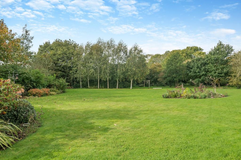 Welgate, Mattishall, Dereham, Norfolk, NR20 6 bed detached house for sale £1,300,000