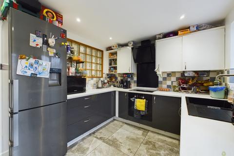 3 bedroom end of terrace house for sale, 57 Duriun Way, Erith