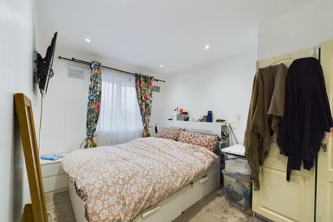 57 Duriun Way, Erith, DA8 2HG