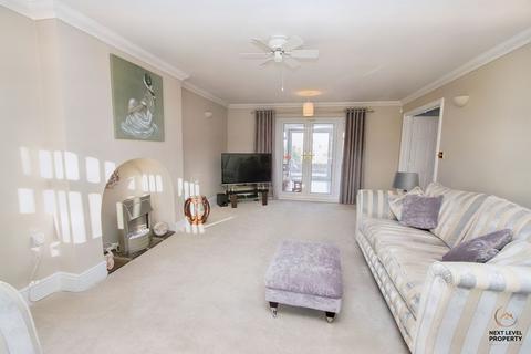 4 bedroom chalet for sale, March Road, Wimblington, PE15