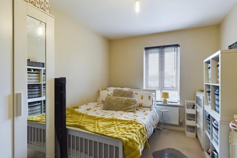 2 bedroom flat for sale - Sinclair Drive, Basingstoke, RG21