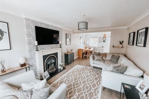 22 Andreas Drive, Muxton, Telford, TF2 8SF