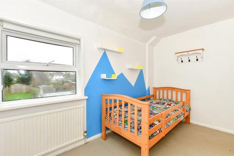 145 Albert Road, Horley, RH6 7HS