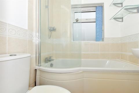 145 Albert Road, Horley, RH6 7HS