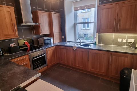 2 bedroom flat to rent, Port Bannatyne, PA200ND