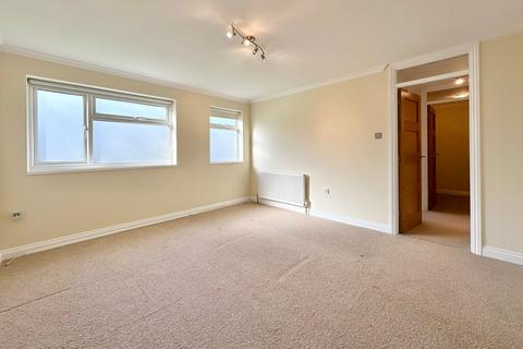 1 bedroom ground floor flat for sale, Warwick Road, Beaconsfield, HP9