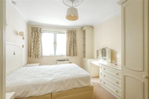 2 bedroom apartment for sale, St. Swithun Street, Winchester, Hampshire, SO23