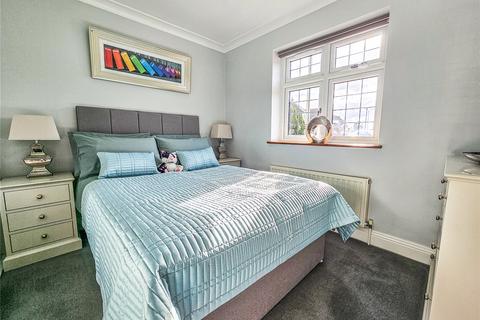 41 Hamlet Road, Romford, RM5 2DS