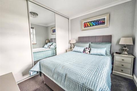 41 Hamlet Road, Romford, RM5 2DS