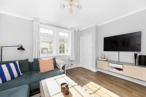 79 Dursley Road, London, SE3 8PG
