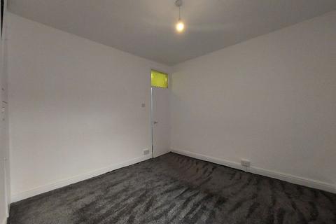 2 bedroom terraced house to rent, Kime Street, Burnley BB12