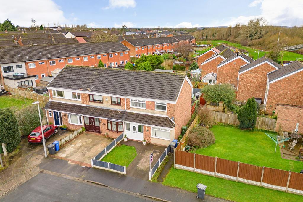 Widnes, Widnes WA8 3 bed end of terrace house for sale £185,000