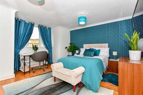 3 bedroom maisonette for sale - Clifton Road, Folkestone, Kent