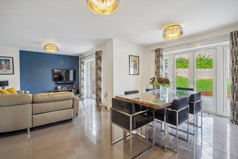 4 bedroom detached house for sale, Grange Road, Chalfont St. Peter, Gerrards Cross, Buckinghamshire, SL9