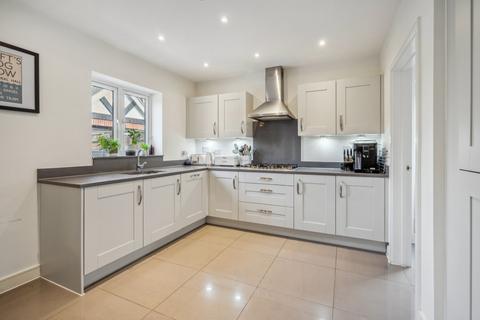 4 bedroom detached house for sale, Grange Road, Chalfont St. Peter, Gerrards Cross, Buckinghamshire, SL9