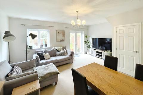 3 bedroom terraced house to rent, Tarrant Close, Wimborne, Dorset, BH21