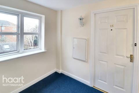 16 Emperor Close, Nottingham, NG5 1QR
