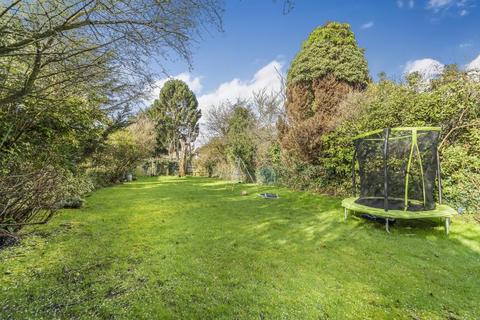 111 Vista Way, Kenton, Harrow, HA3 0SJ