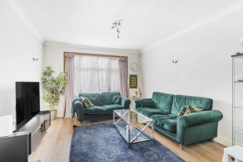 111 Vista Way, Kenton, Harrow, HA3 0SJ