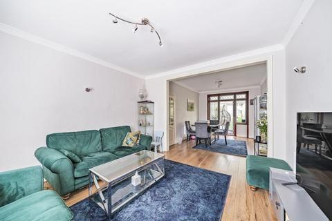 111 Vista Way, Kenton, Harrow, HA3 0SJ