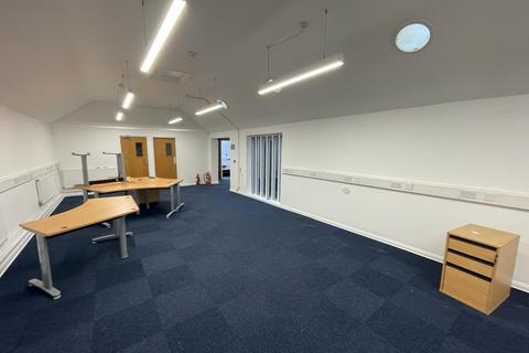 Office to rent, Chelmsford