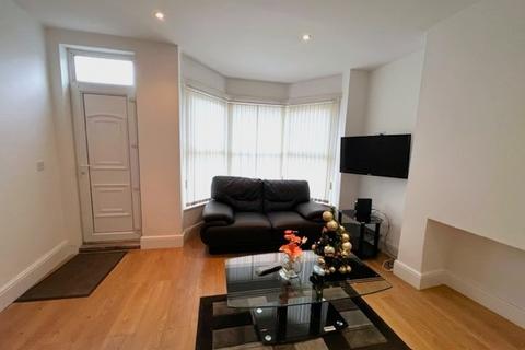 1 bedroom in a house share to rent - Chippinghouse Road, Sheffield S8