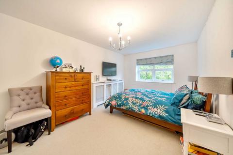 14 Blaenant, Emmer Green, Reading, RG4 8PH