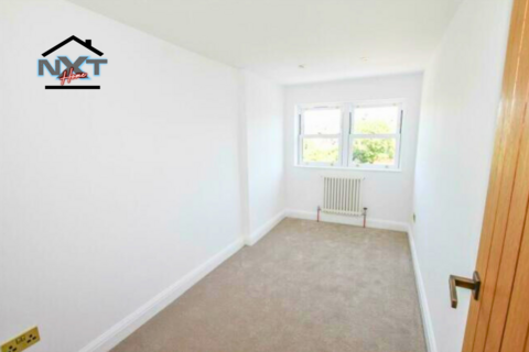 73 Coopers Hill, Ongar, CM5 9EF