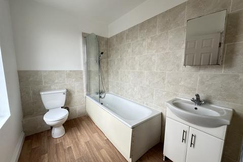 1 bedroom flat to rent, Green Lane, Ilford, Essex, IG1
