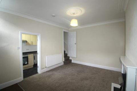 2 bedroom terraced house to rent, Trelawn Street, Headingley