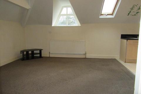 2 bedroom flat to rent, 2 Alness Road, Whalley Range, Manchester, M16