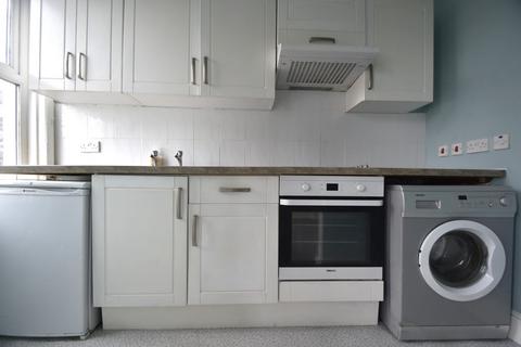 1 bedroom flat to rent, George Street, Ryde PO33