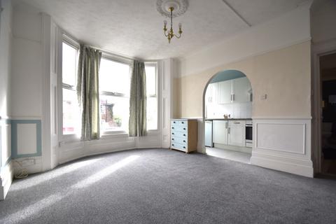 1 bedroom flat to rent, George Street, Ryde PO33