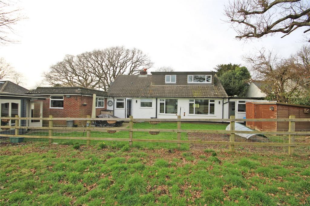 Everton Road, Hordle, Lymington, Hampshire, SO41 4 bed bungalow for