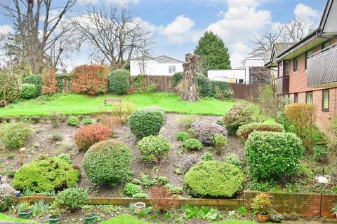 1 bedroom flat for sale, Sandhurst Road, Tunbridge Wells, Kent