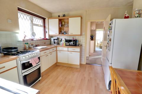 2 bedroom detached bungalow for sale, THE FLORINS, PURBROOK
