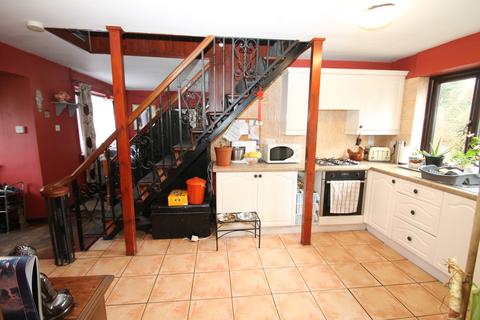 10 Coronation Road, Wells, BA5 2BU